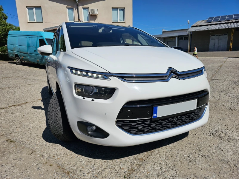 Citroen C4 Picasso Exclusive 1.6HDI - 8000 € / 15646.64 лв. - 44757931 1 | Car24.bg Citroen C4 Picasso Exclusive 1.6HDI - 8000 € / 15646.64 лв. - 44757931 1