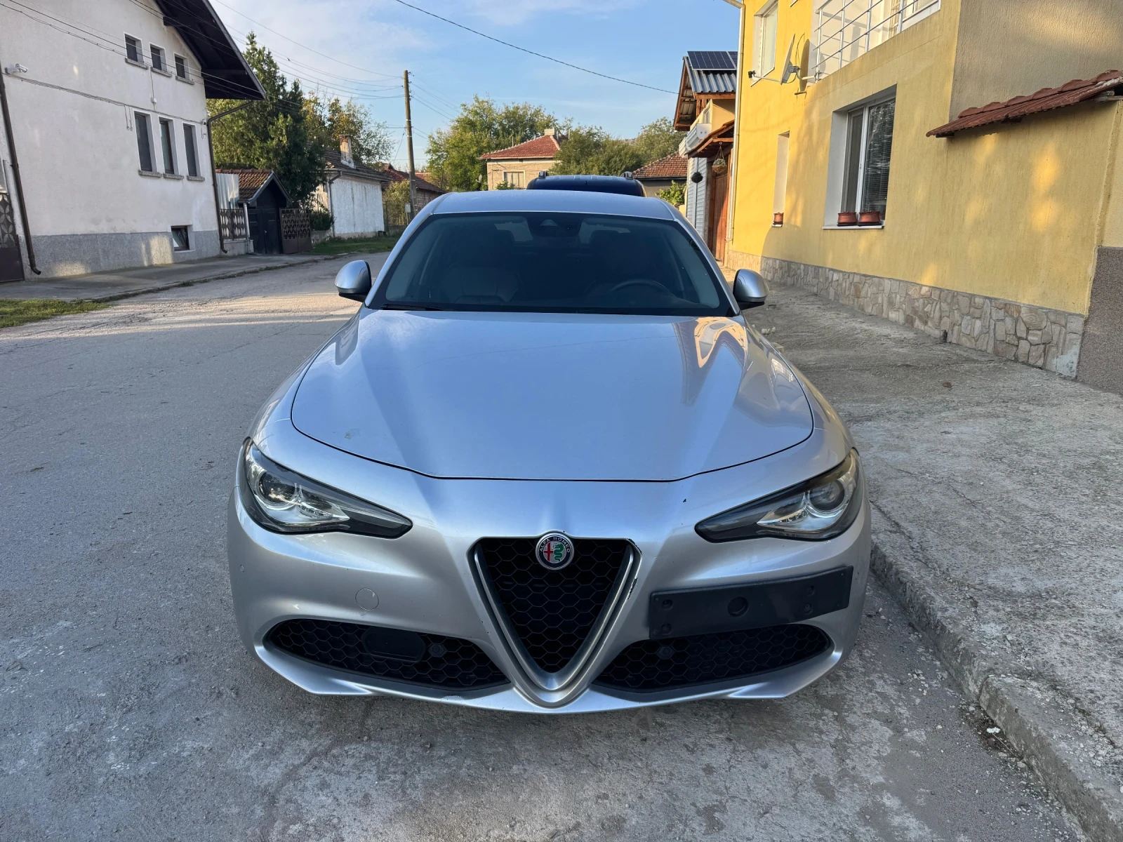 Alfa Romeo Giulia 2.2 JTD - изображение 2 | Auto.bg Alfa Romeo Giulia 2.2 JTD - изображение 2