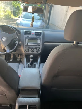 VW Golf - 3399 € / 6647.87 лв. - 19127603 9 | Car24.bg VW Golf - 3399 € / 6647.87 лв. - 19127603 9