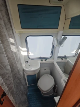 Кемпер Ford Rimor | Auto.bg — изображение 11 Кемпер Ford Rimor | Auto.bg — изображение 11