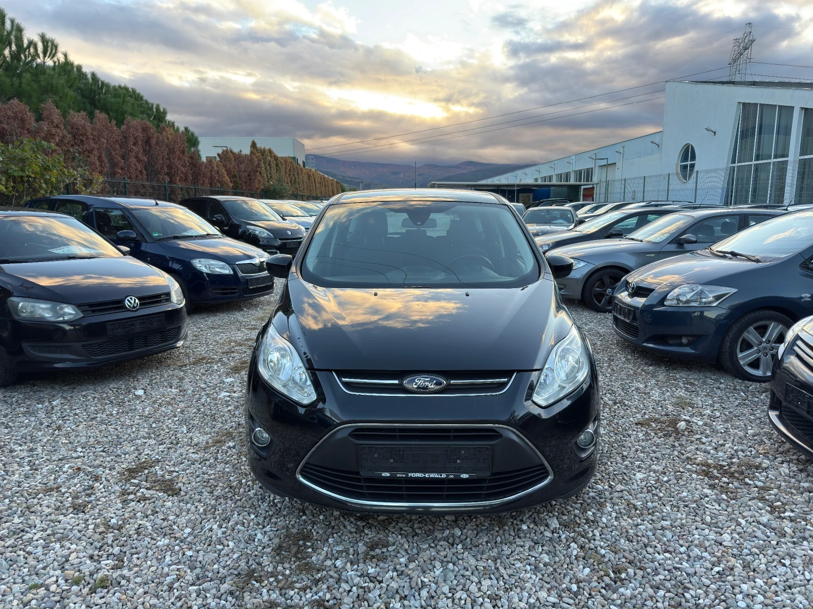 Ford C-max 1.0 Turbo  - изображение 2 | Auto.bg Ford C-max 1.0 Turbo  - изображение 2