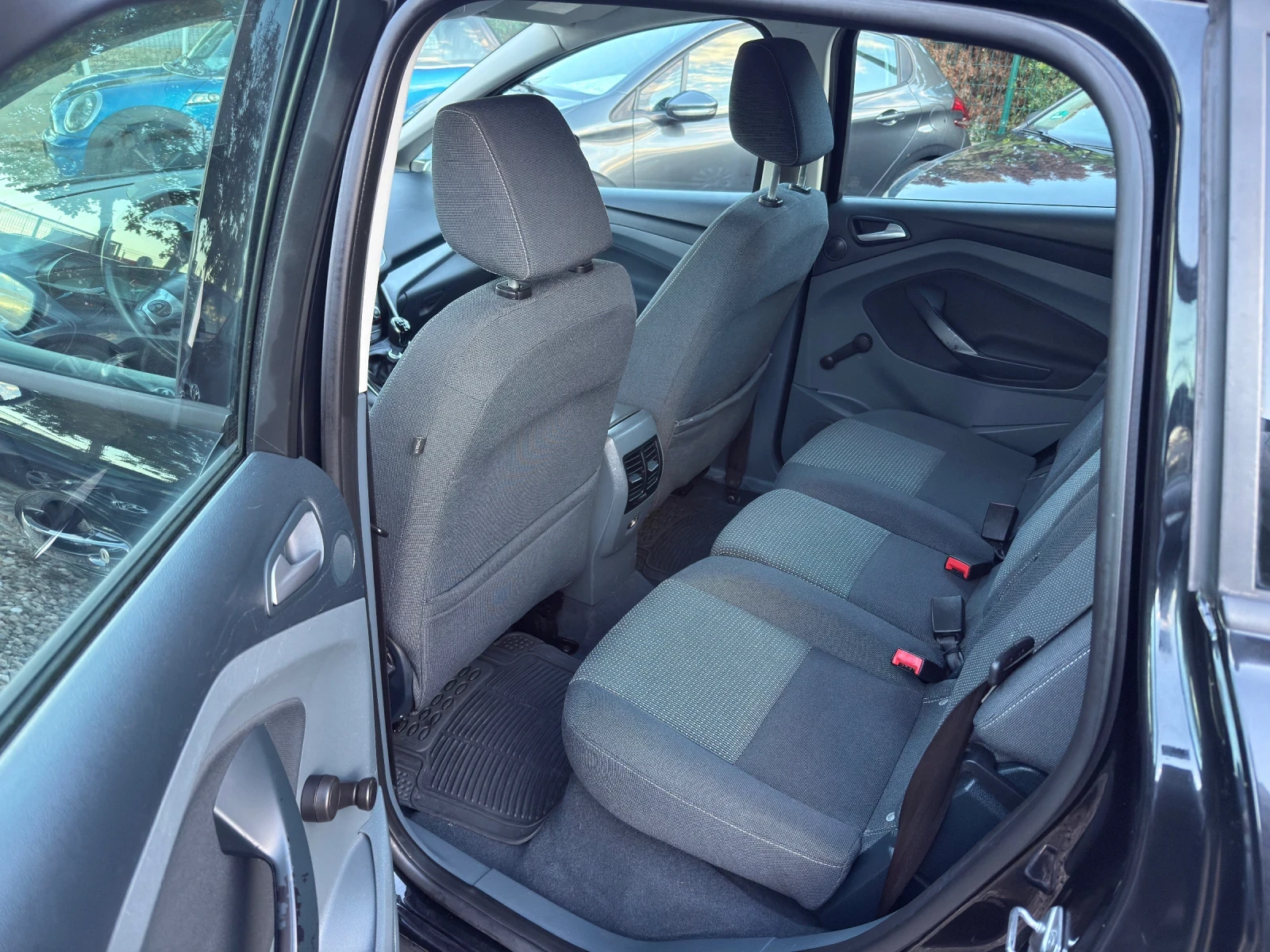 Ford C-max 1.0 Turbo  - изображение 8 | Auto.bg Ford C-max 1.0 Turbo  - изображение 8