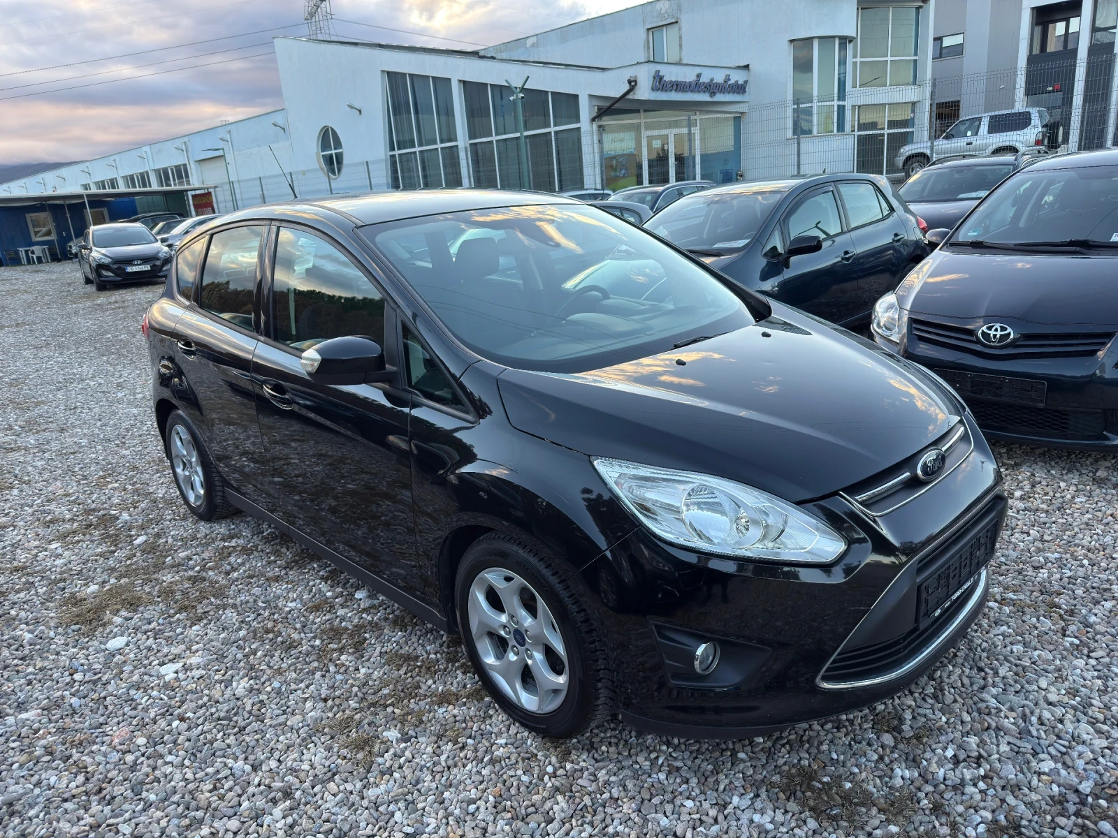 Ford C-max 1.0 Turbo  - изображение 3 | Auto.bg Ford C-max 1.0 Turbo  - изображение 3