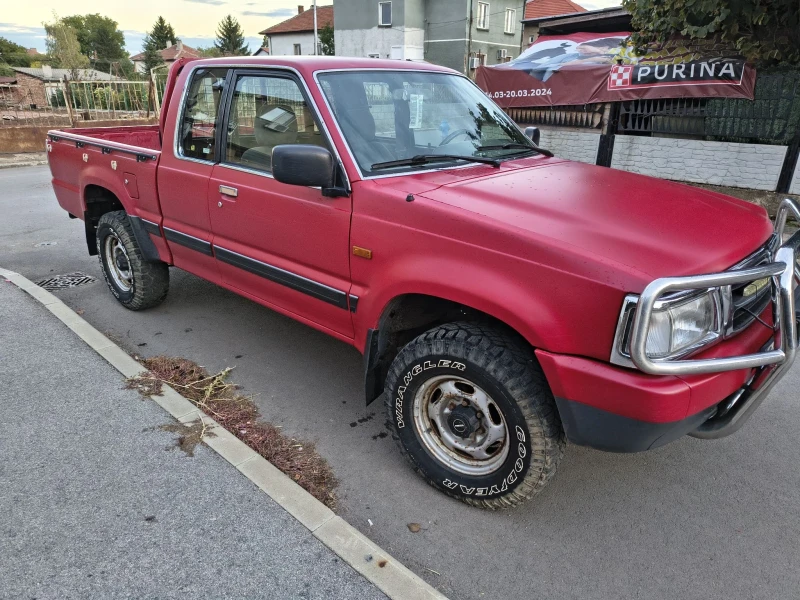Toyota Hilux Мазда - 6900 € - 31004437 1 | Car24.bg Toyota Hilux Мазда - 6900 € - 31004437 1