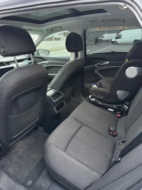 Audi E-Tron 55 - 54999 лв. / 28120.54 € - 55658962 8 | Car24.bg Audi E-Tron 55 - 54999 лв. / 28120.54 € - 55658962 8