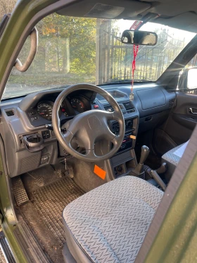 Mitsubishi Pajero 2.5 TDI - 13999 лв. / 7157.58 € - 27432004 11 | Car24.bg Mitsubishi Pajero 2.5 TDI - 13999 лв. / 7157.58 € - 27432004 11