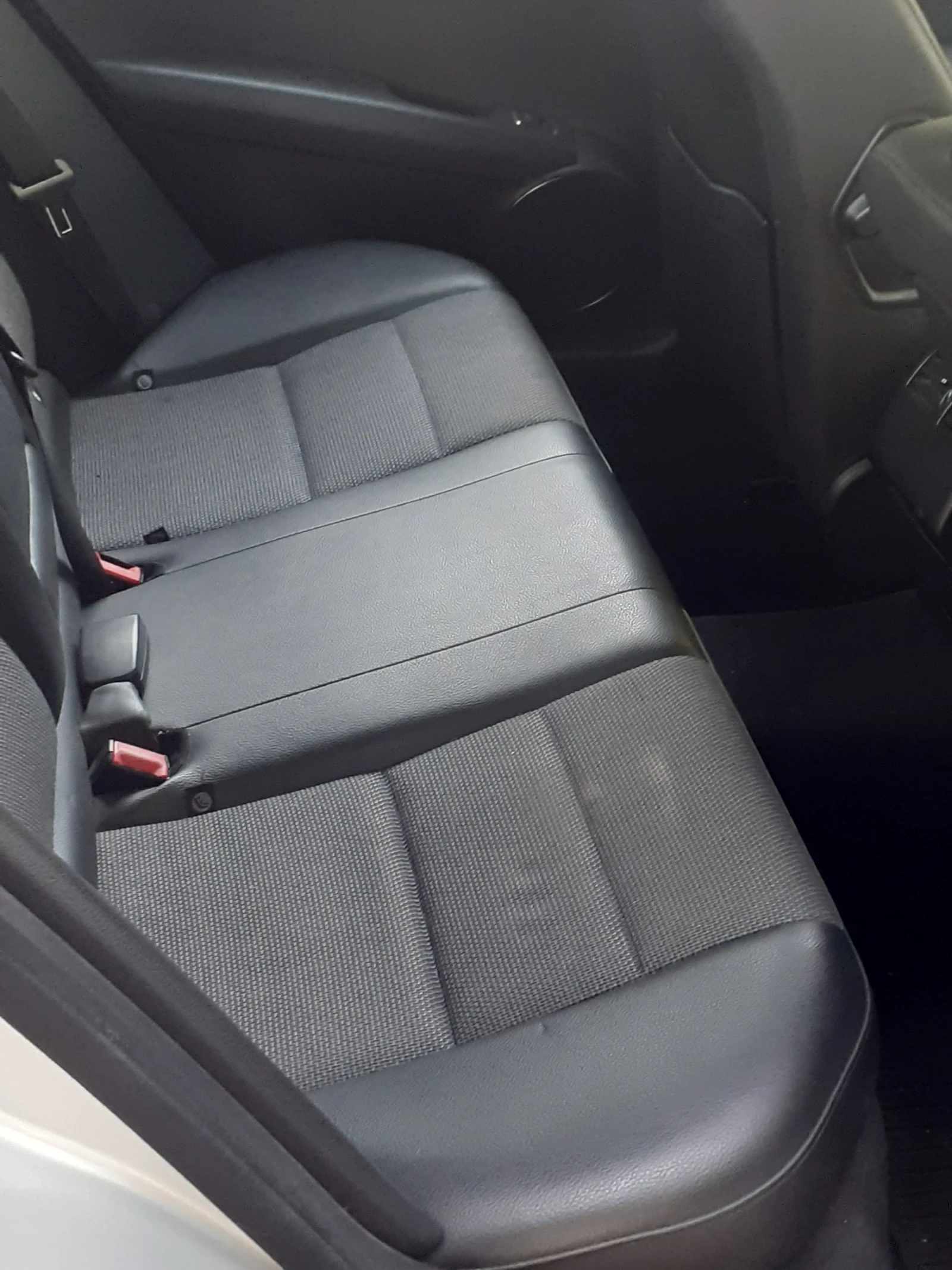 Mercedes-Benz C 220 2011г FACELIFT - изображение 7 | Auto.bg Mercedes-Benz C 220 2011г FACELIFT - изображение 7