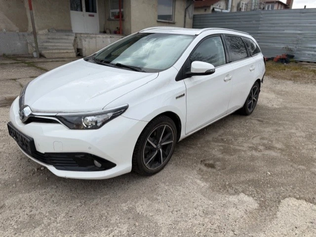 Toyota Auris 1.8 HYBRID - 4950 € / 9681.36 лв. - 34977758 1 | Car24.bg Toyota Auris 1.8 HYBRID - 4950 € / 9681.36 лв. - 34977758 1
