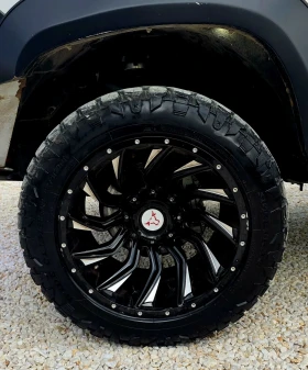 Toyota Land cruiser 190кс Of Road Dubai White Wrap Keyless Go 4x4 | Auto.bg — изображение 13 Toyota Land cruiser 190кс Of Road Dubai White Wrap Keyless Go 4x4 | Auto.bg — изображение 13