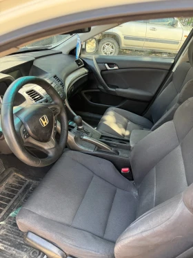 Honda Accord 2.0 ЛЯВ ВОЛАН - 560 € / 1095.26 лв. - 25028036 10 | Car24.bg Honda Accord 2.0 ЛЯВ ВОЛАН - 560 € / 1095.26 лв. - 25028036 10