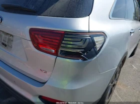 Kia Sorento 3.3L V-6 DI, DOHC, VVT, 290HP Front Wheel Drive - 24400 лв. / 12475.52 € - 63737327 11 | Car24.bg Kia Sorento 3.3L V-6 DI, DOHC, VVT, 290HP Front Wheel Drive - 24400 лв. / 12475.52 € - 63737327 11