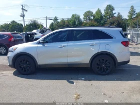 Kia Sorento 3.3L V-6 DI, DOHC, VVT, 290HP Front Wheel Drive - 24400 лв. / 12475.52 € - 63737327 6 | Car24.bg Kia Sorento 3.3L V-6 DI, DOHC, VVT, 290HP Front Wheel Drive - 24400 лв. / 12475.52 € - 63737327 6