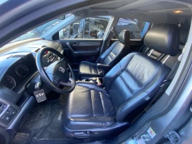 Honda Cr-v 2, 0i-4x4/АВТОМАТИК/ПАНОРАМА/КОЖА/ПОДГРЕВ/ТОП!!! - 17555 лв. / 8975.73 € - 21051177 6 | Car24.bg Honda Cr-v 2, 0i-4x4/АВТОМАТИК/ПАНОРАМА/КОЖА/ПОДГРЕВ/ТОП!!! - 17555 лв. / 8975.73 € - 21051177 6