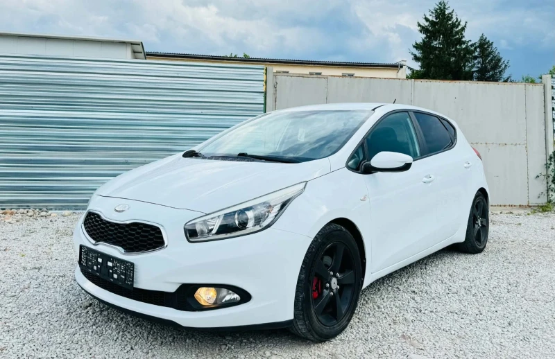 Kia Ceed ГАЗ* CARPLAY - 6800 € / 13299.64 лв. - 72450144 1 | Car24.bg Kia Ceed ГАЗ* CARPLAY - 6800 € / 13299.64 лв. - 72450144 1