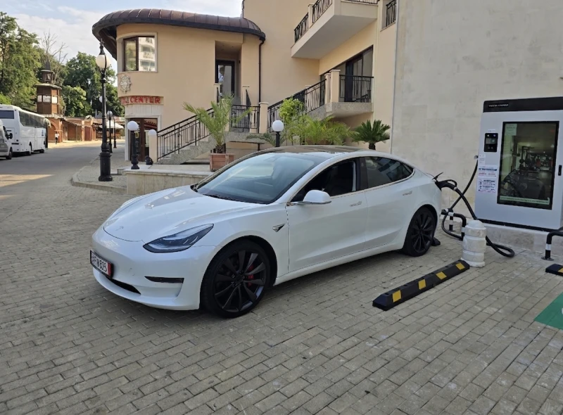 Tesla Model 3 PERFORMANCE AWD 513hp* 82kWh* Гаранция* - 32500 € / 63564.47 лв. - 91750741 1 | Car24.bg Tesla Model 3 PERFORMANCE AWD 513hp* 82kWh* Гаранция* - 32500 € / 63564.47 лв. - 91750741 1