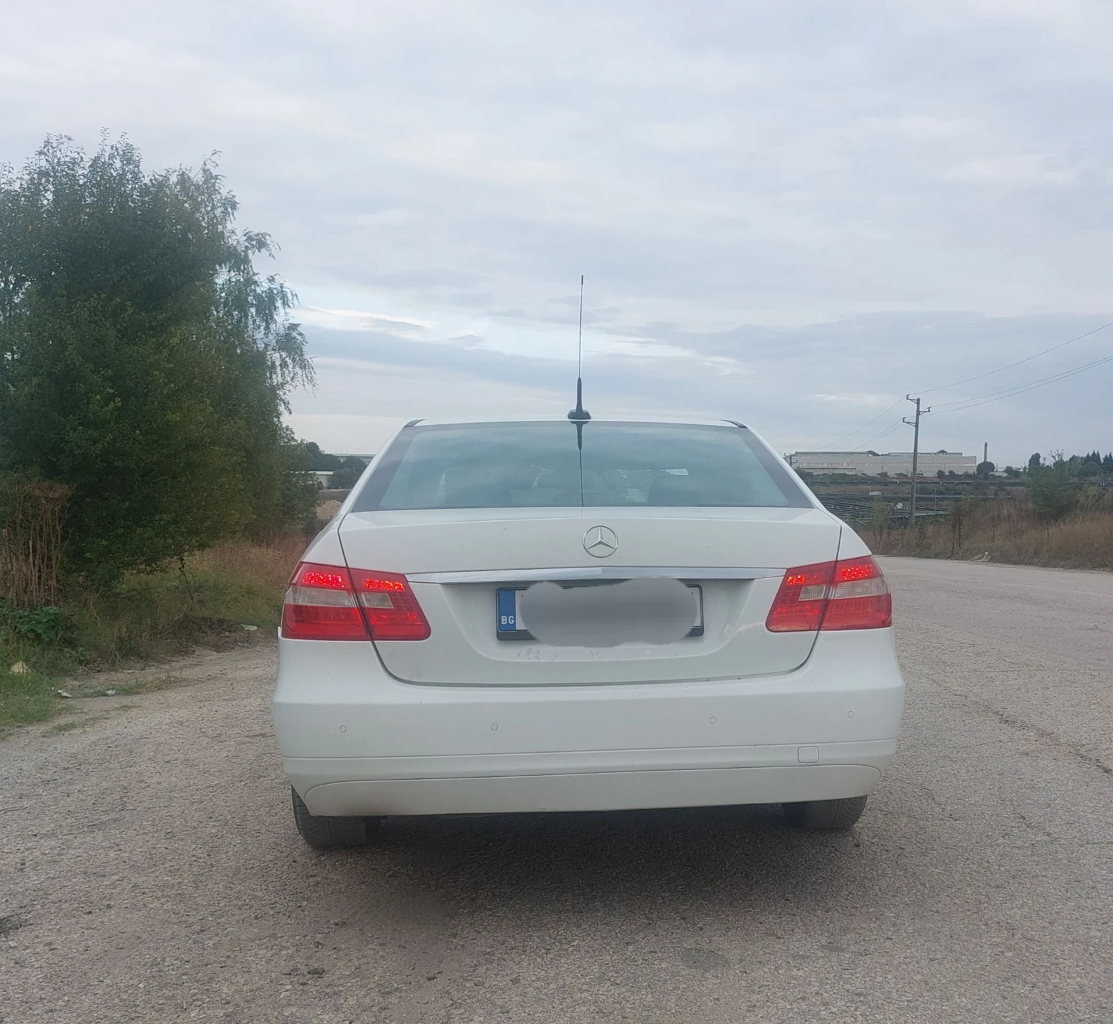 Mercedes-Benz E 200 2.2 CDI - изображение 8 | Auto.bg Mercedes-Benz E 200 2.2 CDI - изображение 8