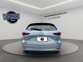 Mazda CX-5 Signature/HUD/PANORAMA/BOSE/ADAPT. CRUIS/360 CAMER - 20700 € / 40485.68 лв. - 61142466 6 | Car24.bg Mazda CX-5 Signature/HUD/PANORAMA/BOSE/ADAPT. CRUIS/360 CAMER - 20700 € / 40485.68 лв. - 61142466 6