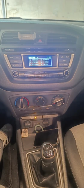 Hyundai I20 1.1 CRDi-75 k.s, EURO 6, Каско, ГО, винетка - 6500 € / 12712.90 лв. - 26648525 3 | Car24.bg Hyundai I20 1.1 CRDi-75 k.s, EURO 6, Каско, ГО, винетка - 6500 € / 12712.90 лв. - 26648525 3