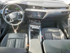 Audi E-Tron * PREMIUM* PLUS* | Auto.bg — изображение 9 Audi E-Tron * PREMIUM* PLUS* | Auto.bg — изображение 9