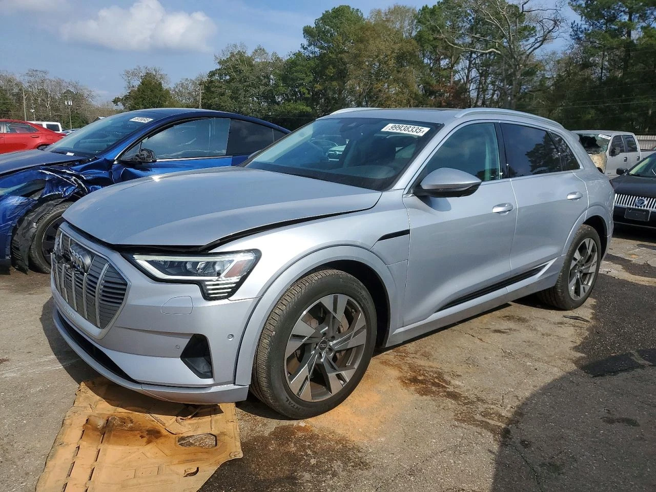 Audi E-Tron * PREMIUM* PLUS* | Auto.bg — изображение 1 Audi E-Tron * PREMIUM* PLUS* | Auto.bg — изображение 1