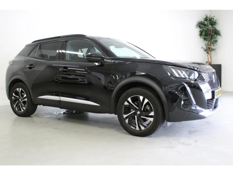 Peugeot 2008 50 kWh GT - 12800 € / 25034.62 лв. - 86626319 1 | Car24.bg Peugeot 2008 50 kWh GT - 12800 € / 25034.62 лв. - 86626319 1