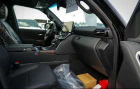 Toyota Land cruiser 300 GXR 3.5 HYBRID HEV | Auto.bg — изображение 14 Toyota Land cruiser 300 GXR 3.5 HYBRID HEV | Auto.bg — изображение 14