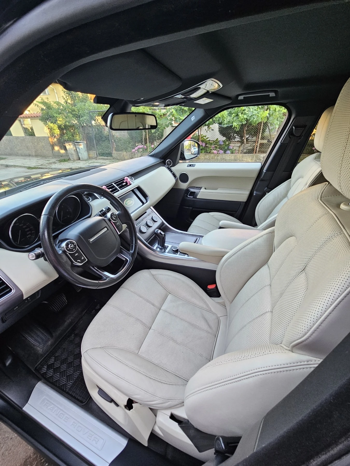 Land Rover Range Rover Sport  - изображение 10 | Auto.bg Land Rover Range Rover Sport  - изображение 10