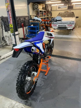 Ktm EXC EXC 300 Six Days | Auto.bg — изображение 3 Ktm EXC EXC 300 Six Days | Auto.bg — изображение 3