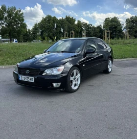 Lexus IS 200
