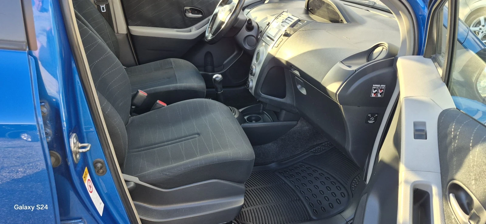 Toyota Yaris 1.3i  4вр. Klimatik - изображение 10 | Auto.bg Toyota Yaris 1.3i  4вр. Klimatik - изображение 10