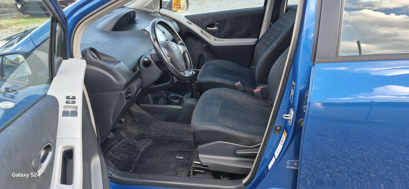 Toyota Yaris 1.3i  4вр. Klimatik - изображение 7 | Auto.bg Toyota Yaris 1.3i  4вр. Klimatik - изображение 7