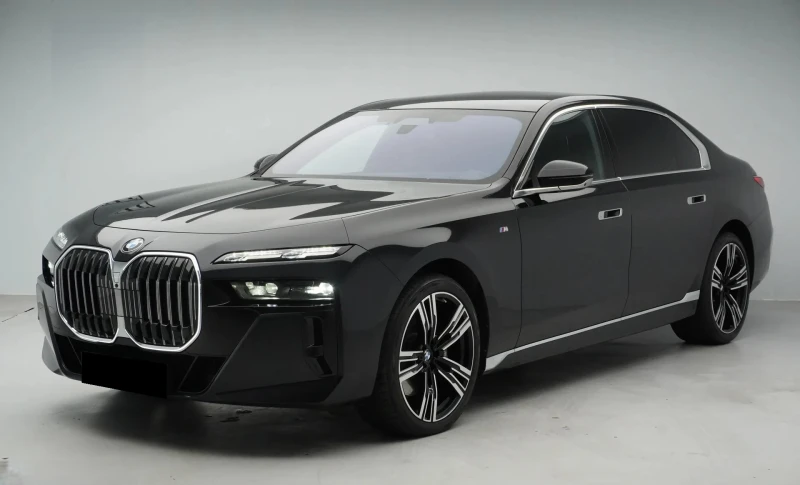 BMW 740 M-Sport xDrive, Massage - 159990 лв. / 81801.59 € - 66574893 1 | Car24.bg BMW 740 M-Sport xDrive, Massage - 159990 лв. / 81801.59 € - 66574893 1