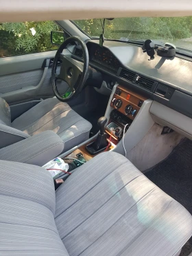 Mercedes-Benz 124 undefined | Auto.bg — изображение 6 Mercedes-Benz 124 undefined | Auto.bg — изображение 6