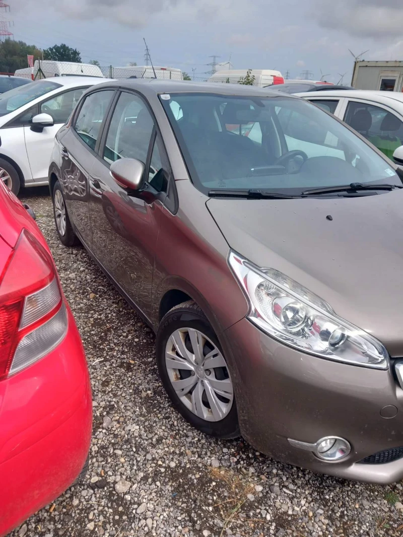 Peugeot 208 1.4 - 4900 € - 35179093 1 | Car24.bg Peugeot 208 1.4 - 4900 € - 35179093 1