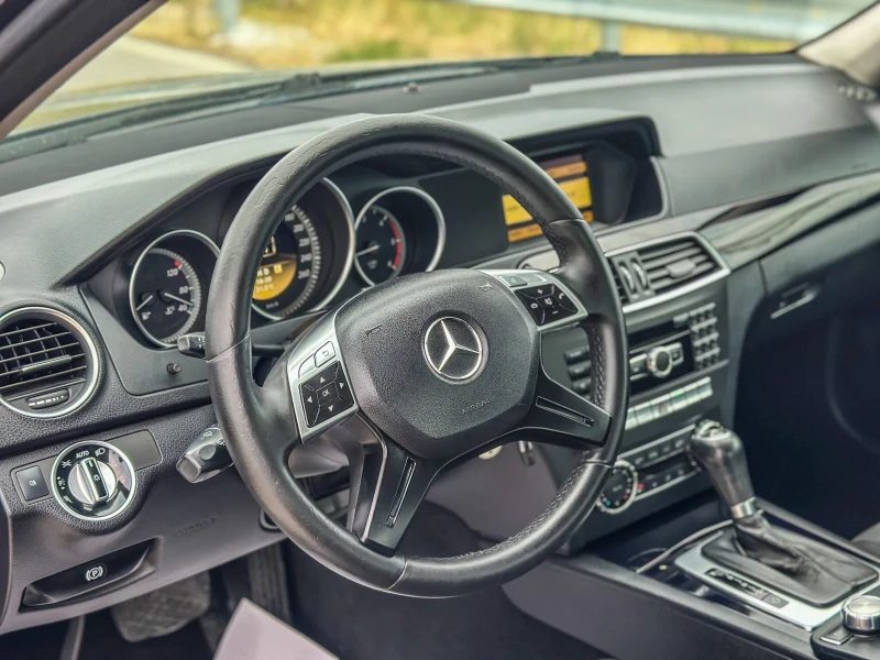 Mercedes-Benz C 220 136кс::Executive:: - 6499 € - 58871105 1 | Car24.bg Mercedes-Benz C 220 136кс::Executive:: - 6499 € - 58871105 1