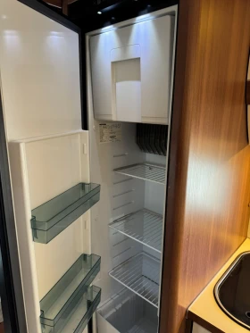 Каравана LMC EXQUISITE 595 VIP | Auto.bg — изображение 13 Каравана LMC EXQUISITE 595 VIP | Auto.bg — изображение 13