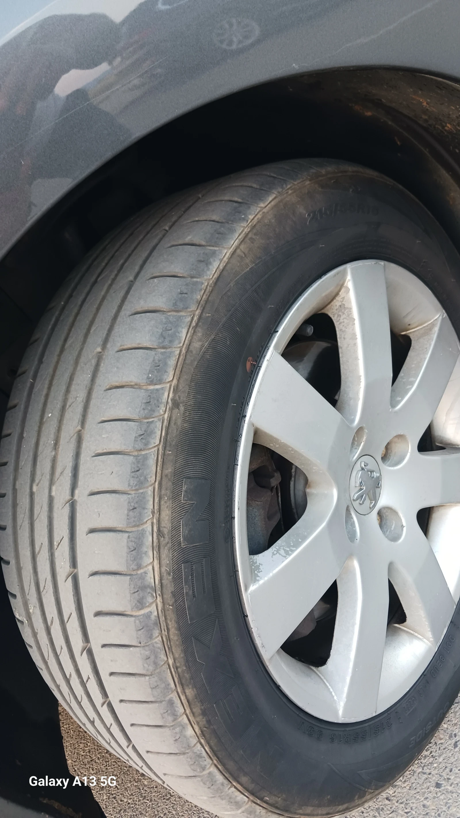 Peugeot 308 2.0HDi 140к.с. кожен салон Алкантара - изображение 7 | Auto.bg Peugeot 308 2.0HDi 140к.с. кожен салон Алкантара - изображение 7
