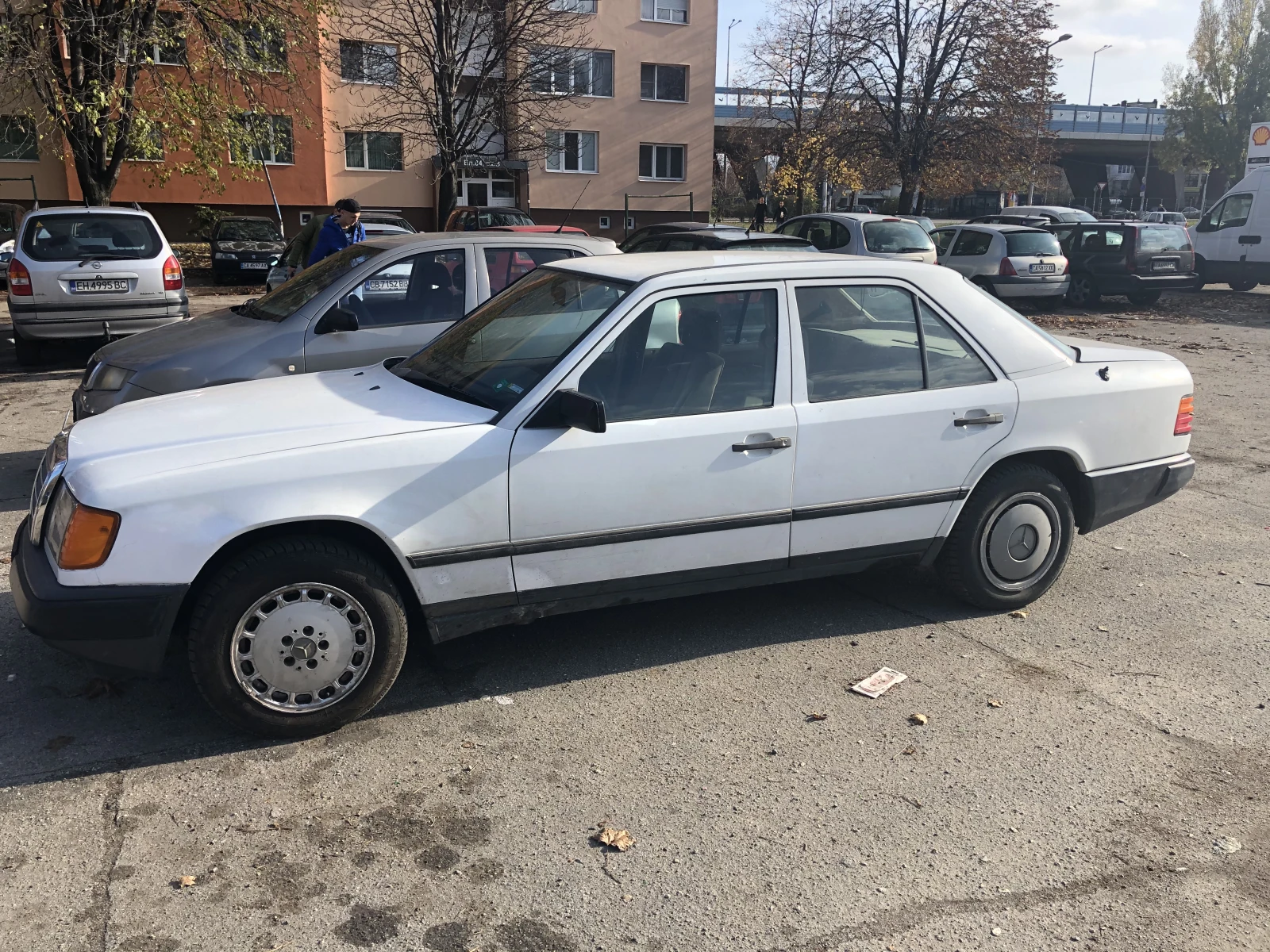 Mercedes-Benz 124 260Е 4matic - изображение 6 | Auto.bg Mercedes-Benz 124 260Е 4matic - изображение 6