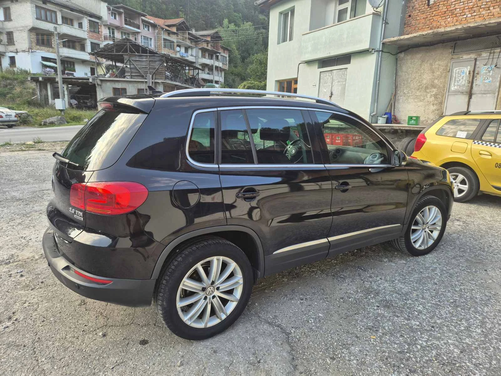 VW Tiguan 4х4;Навиг.;Кожа - изображение 4 | Auto.bg VW Tiguan 4х4;Навиг.;Кожа - изображение 4