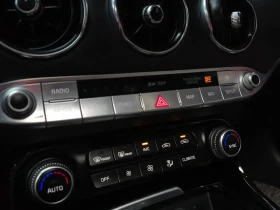 Kia Stinger 2.0 Turbo 2Wd Platinum | Auto.bg — изображение 17 Kia Stinger 2.0 Turbo 2Wd Platinum | Auto.bg — изображение 17