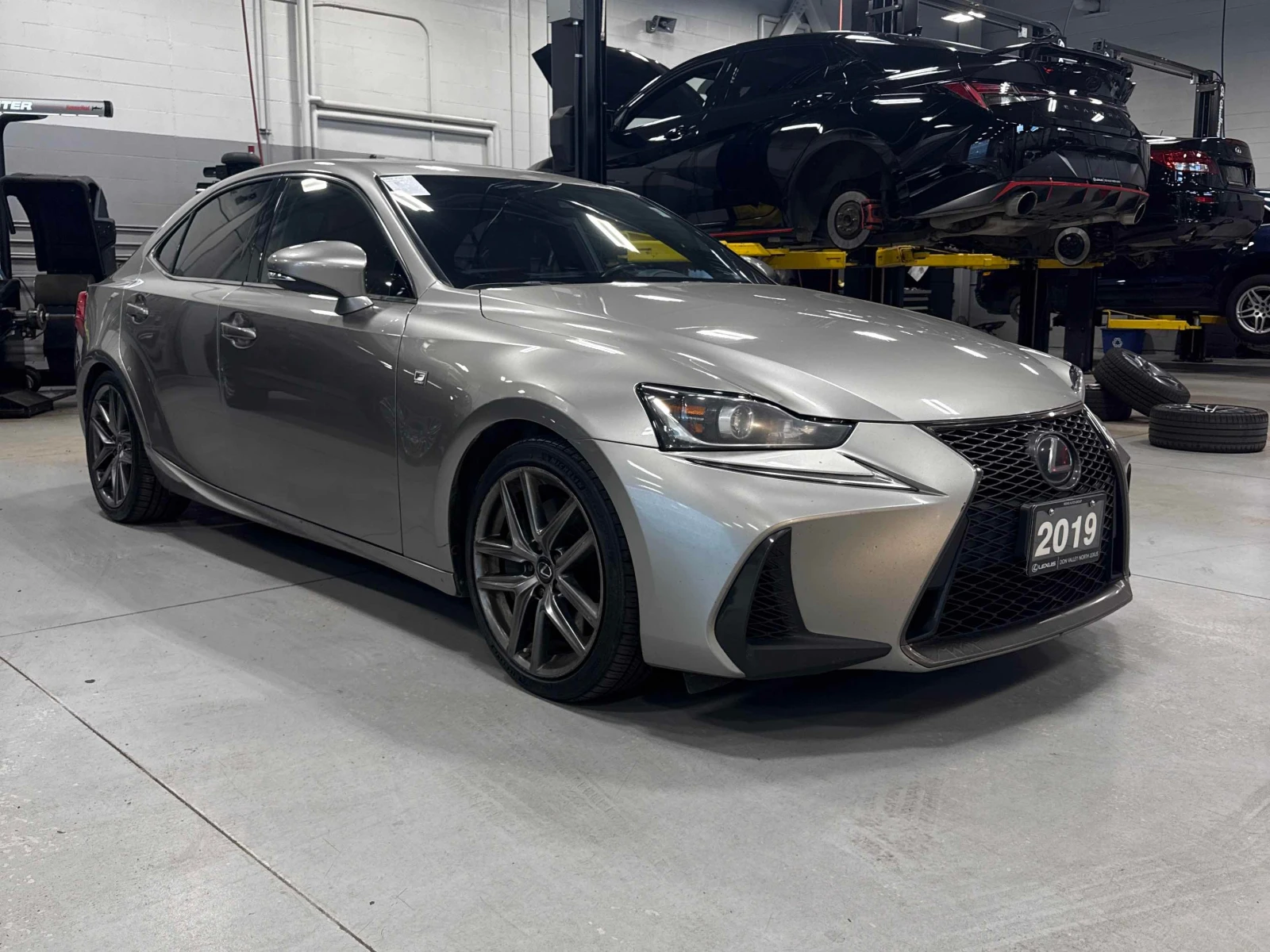 Lexus IS * 300 * CARFAX * ОПЦИЯ ЗА ФИНАНСИРАНЕ | Auto.bg — изображение 1 Lexus IS * 300 * CARFAX * ОПЦИЯ ЗА ФИНАНСИРАНЕ | Auto.bg — изображение 1