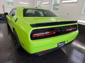 Dodge Challenger * SRT Hellcat* CARFAX* АВТОКРЕДИТ* | Auto.bg — изображение 4 Dodge Challenger * SRT Hellcat* CARFAX* АВТОКРЕДИТ* | Auto.bg — изображение 4