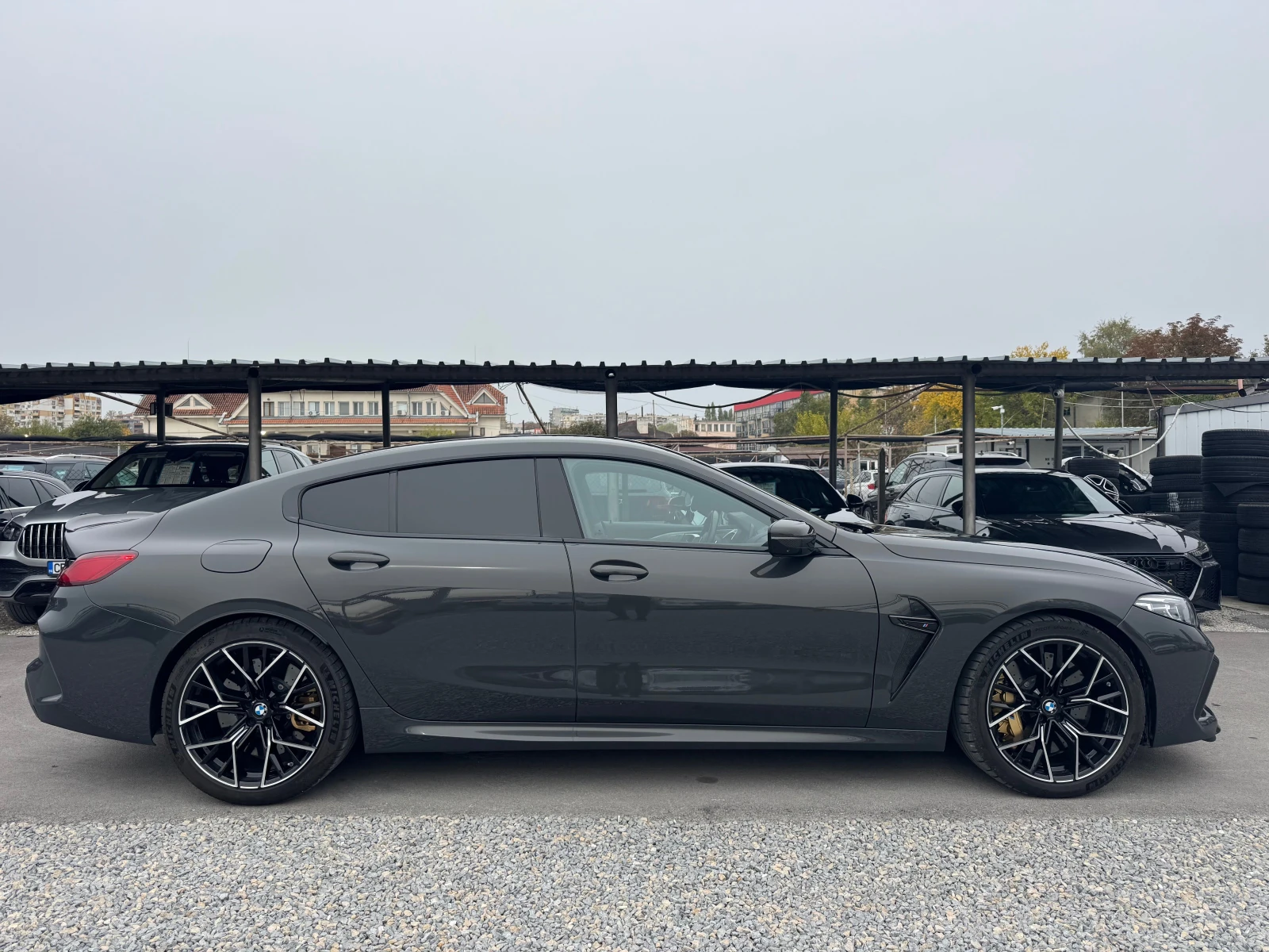BMW M8 xDrive Gran Coupe Competition Carbon Keramik B&W - изображение 4 | Auto.bg BMW M8 xDrive Gran Coupe Competition Carbon Keramik B&W - изображение 4