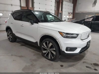 Volvo XC40 RECHARGE PURE ELECTRIC P8 TWIN ULTIMATE | Auto.bg — изображение 1 Volvo XC40 RECHARGE PURE ELECTRIC P8 TWIN ULTIMATE | Auto.bg — изображение 1