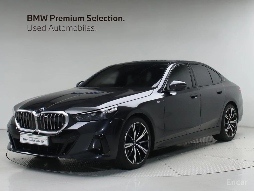 BMW 530 M* SPORT* ОБДУХВАНЕ* ДИСТРОНИК* ХЕДЪП* 360КАМЕРА* | Auto.bg — изображение 1 BMW 530 M* SPORT* ОБДУХВАНЕ* ДИСТРОНИК* ХЕДЪП* 360КАМЕРА* | Auto.bg — изображение 1