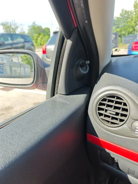 Renault Clio III, 5-door, 1.2 16V (65 кс) - 1250 € / 2444.79 лв. - 69588674 13 | Car24.bg Renault Clio III, 5-door, 1.2 16V (65 кс) - 1250 € / 2444.79 лв. - 69588674 13