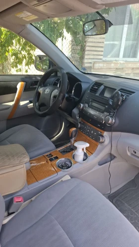 Toyota Highlander - 9990 € - 15743665 3 | Car24.bg Toyota Highlander - 9990 € - 15743665 3