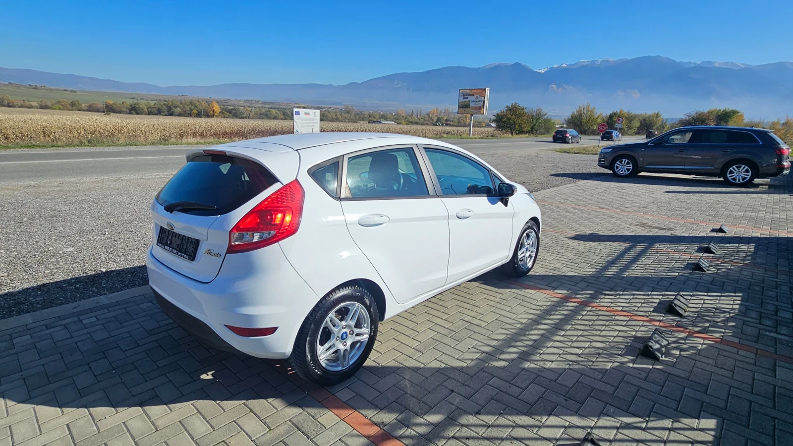 Ford Fiesta 1.4i-AVTOMAT - изображение 3 | Auto.bg Ford Fiesta 1.4i-AVTOMAT - изображение 3