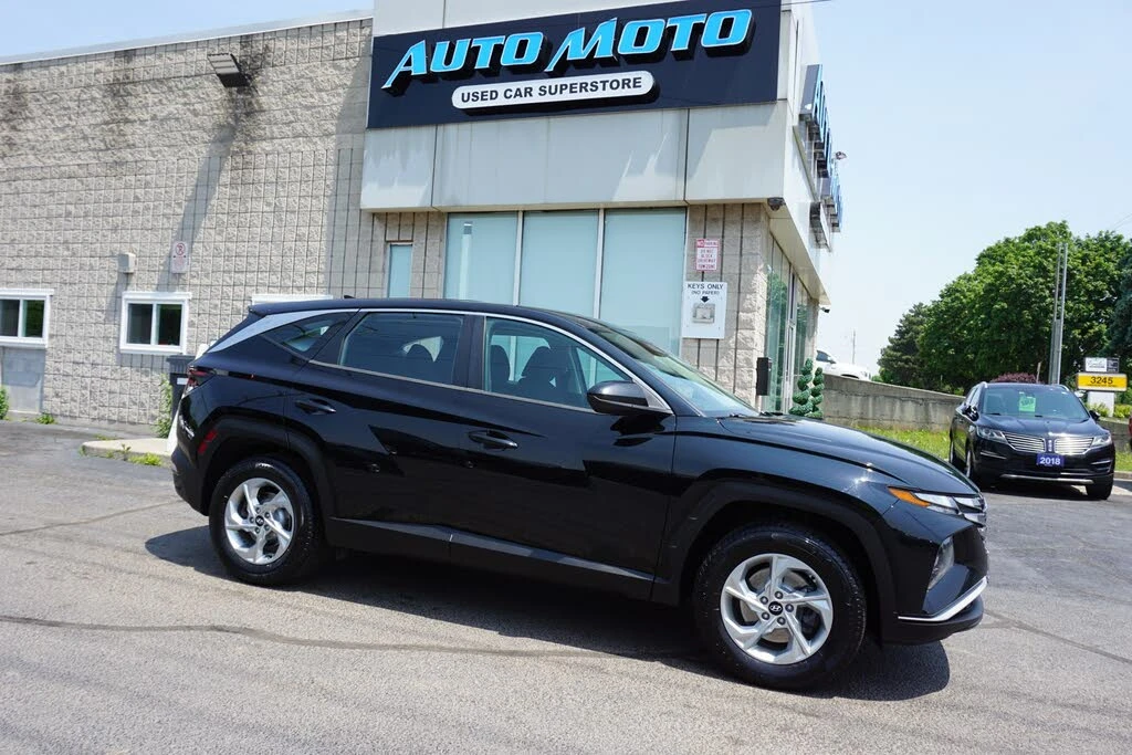 Hyundai Tucson ДВА ЧИФТА ГУМИ* ПОДГРЕВ* КАМЕРА* СЛЕДЕНЕ НА ЛЕНТИ - изображение 2 | Auto.bg Hyundai Tucson ДВА ЧИФТА ГУМИ* ПОДГРЕВ* КАМЕРА* СЛЕДЕНЕ НА ЛЕНТИ - изображение 2