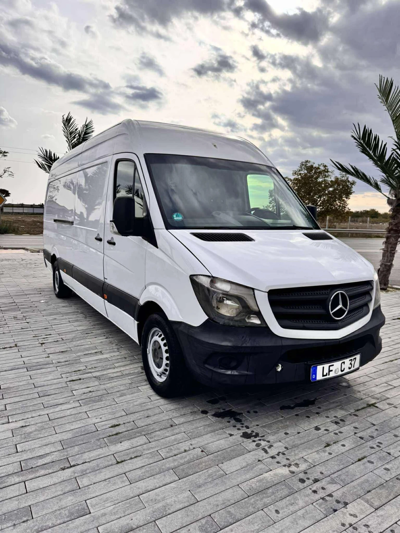 Mercedes-Benz Sprinter 316 2.2CDI MAXI KLIMA - изображение 2 | Auto.bg Mercedes-Benz Sprinter 316 2.2CDI MAXI KLIMA - изображение 2